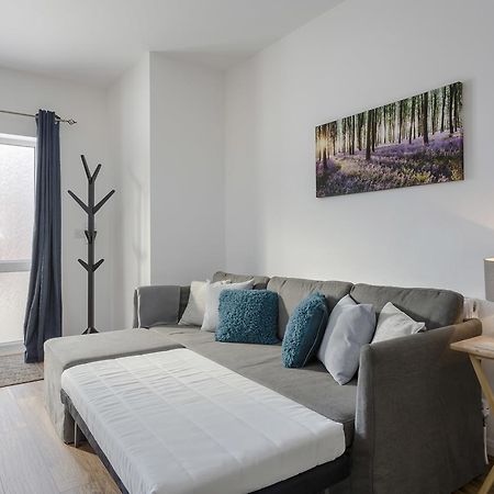 1 Bed Apt Sleeps 4 ลูตัน ภายนอก รูปภาพ